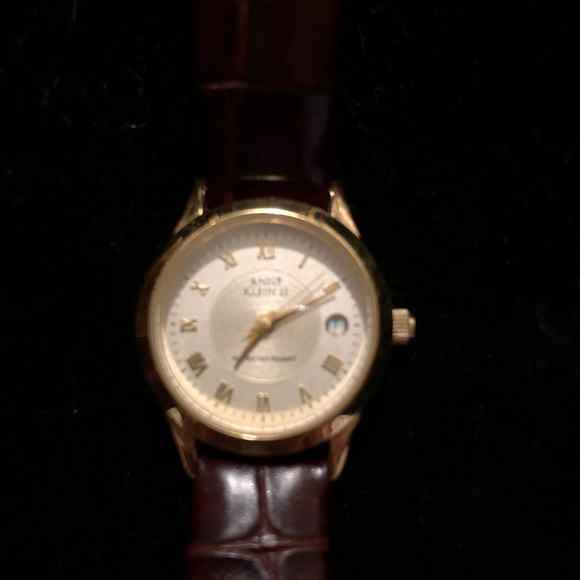 Watch - Picture 3 of 3